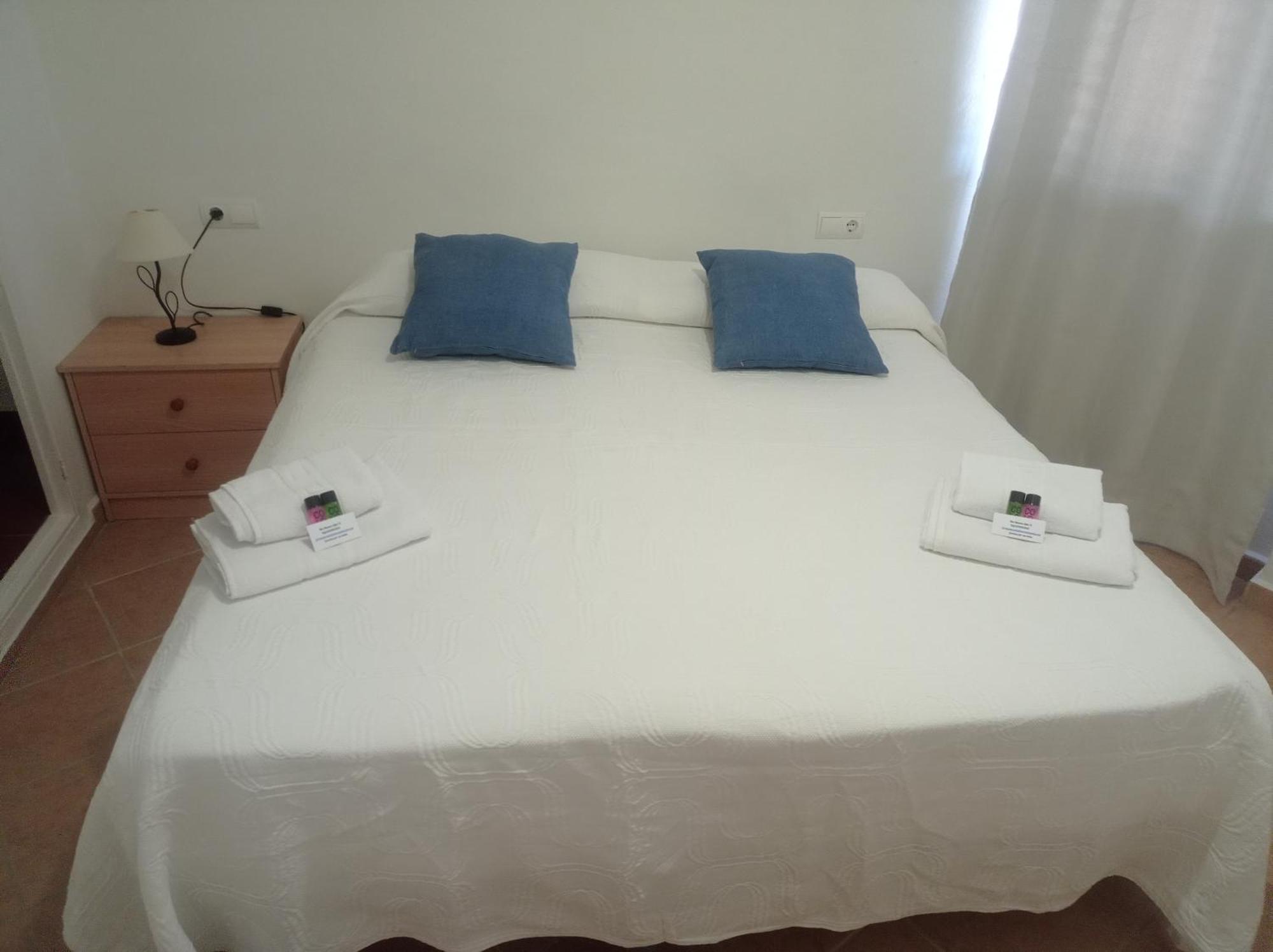 Apartamento Illa Blanca Es Pujols Eksteriør billede